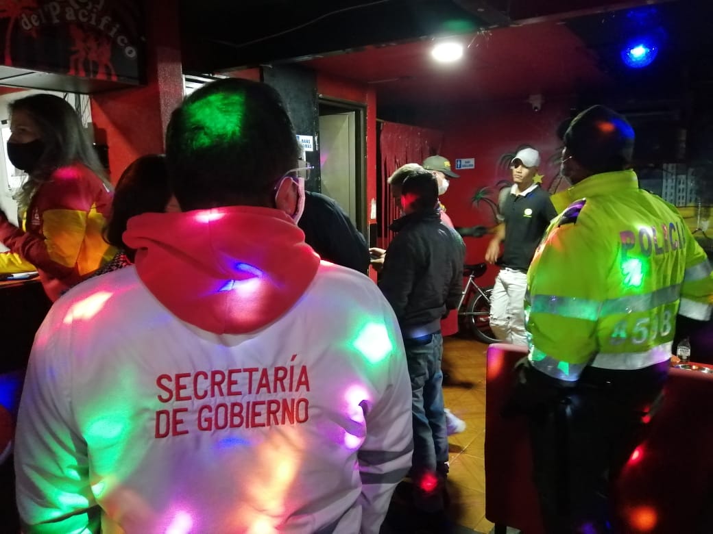27 establecimientos fueron cerrados por incumplir normas en Bogotá