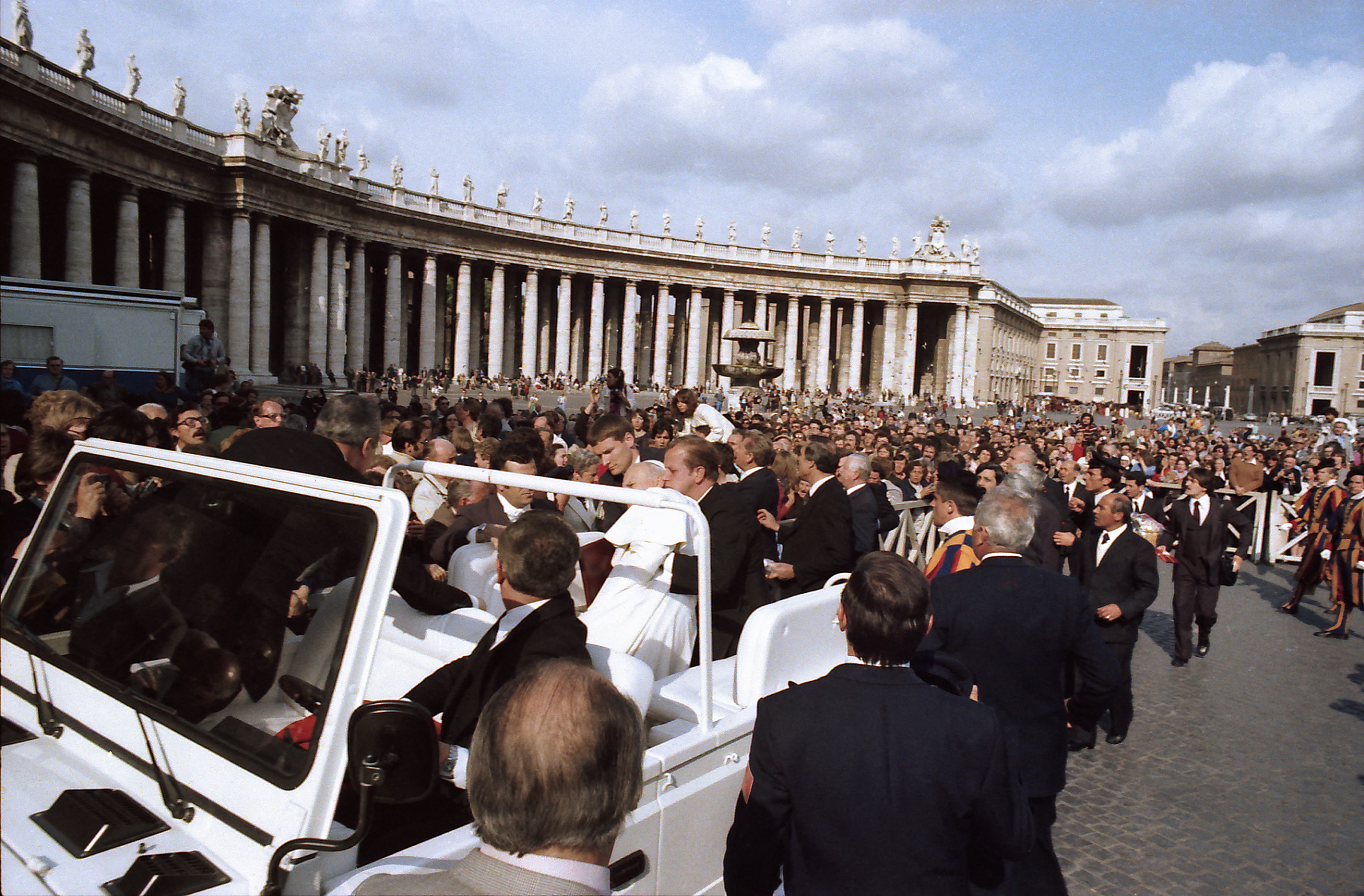 El atentado de hace 40 años que sacudió la Iglesia católica