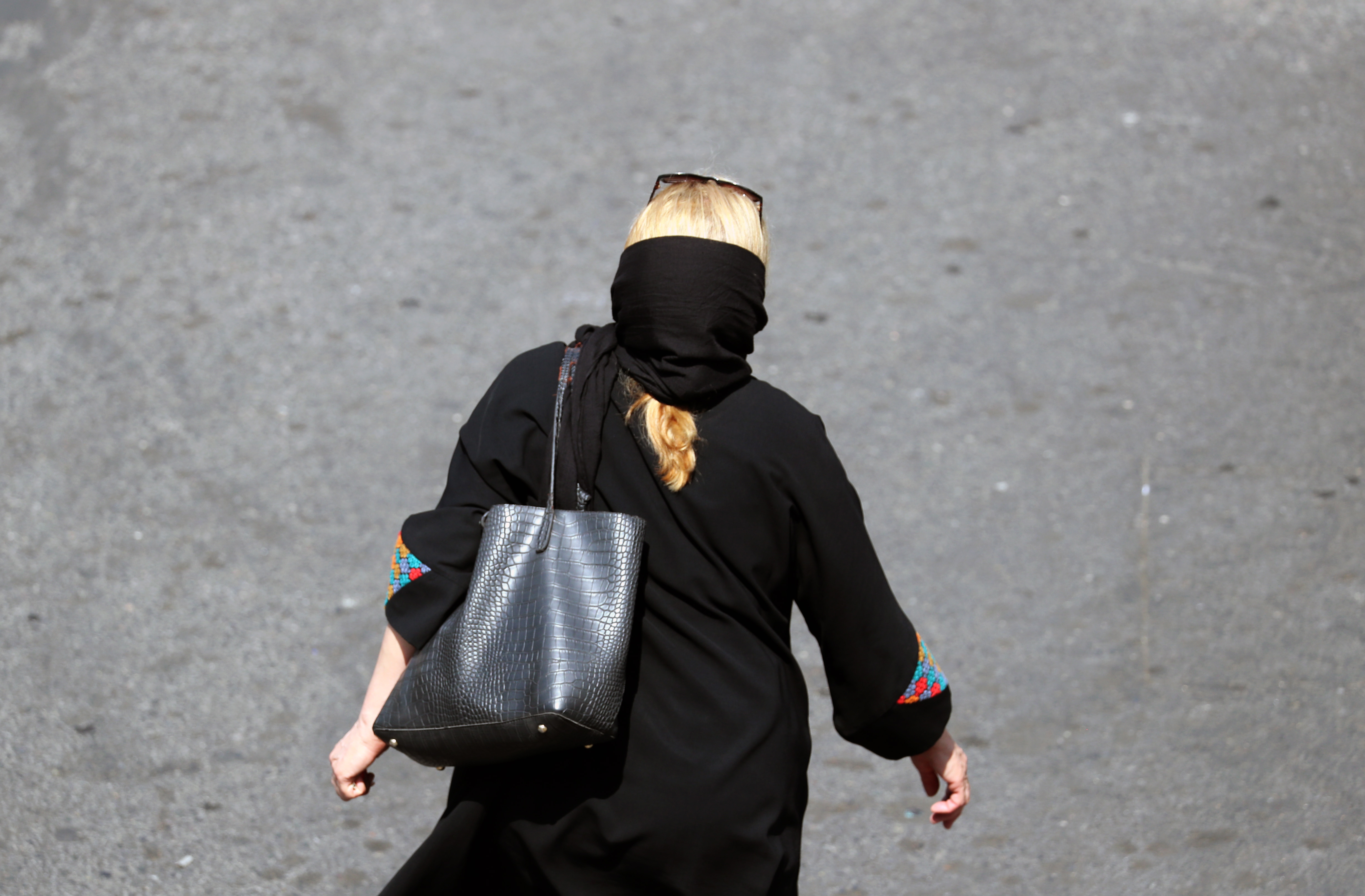Turquía (de nuevo) decidirá sobre las mujeres: Erdogan propone referendo sobre velo