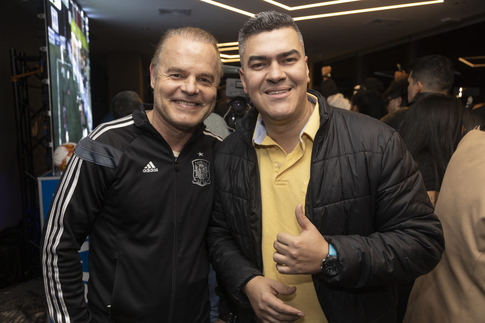 NUEVE EX JUGADORES PROFESIONALES SERÁN LAS CABEZAS REGIONALES
Fabián Vargas, Jorge Bolaño, Jhon Pinilla, Fabian Cuéllar, Jairo Patiño, Kilian Virviescas,  Wilson Carpintero, Wilder Medina y Julián Téllez son las figuras dl Fútbol Profesional Colombiano (FPC) que tendrán a su cargo la eliminatoria nacional que arranca el 25 de setiembre de 2022