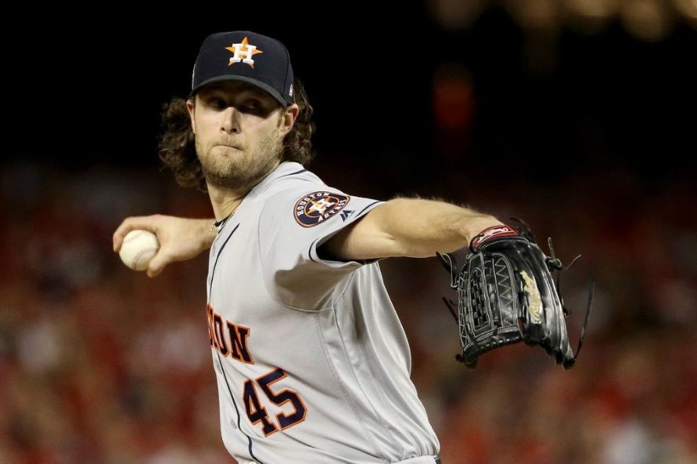 Jugador de los Yankees de Nueva York, en 2019 Cole firmó un contrato histórico para la MLB, cobrando $324 millones de dólares por nueve años.