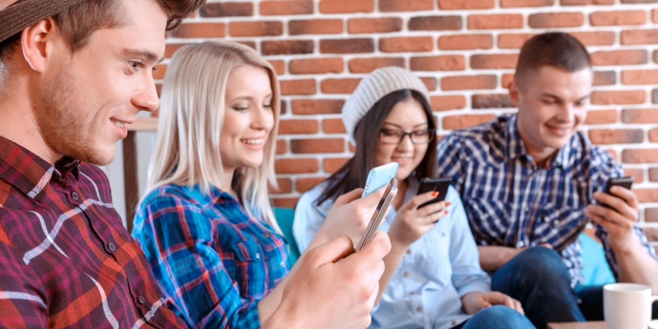 Nomofobia y cibercondría, los síndromes de la tecnología