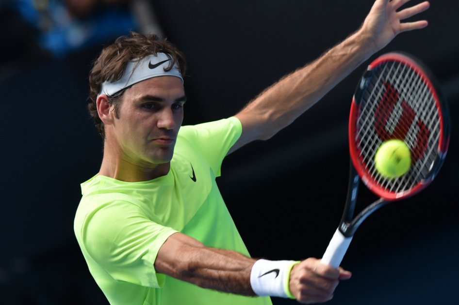 Federer derrotó a Bolelli y continuó con su paso victorioso en Australia