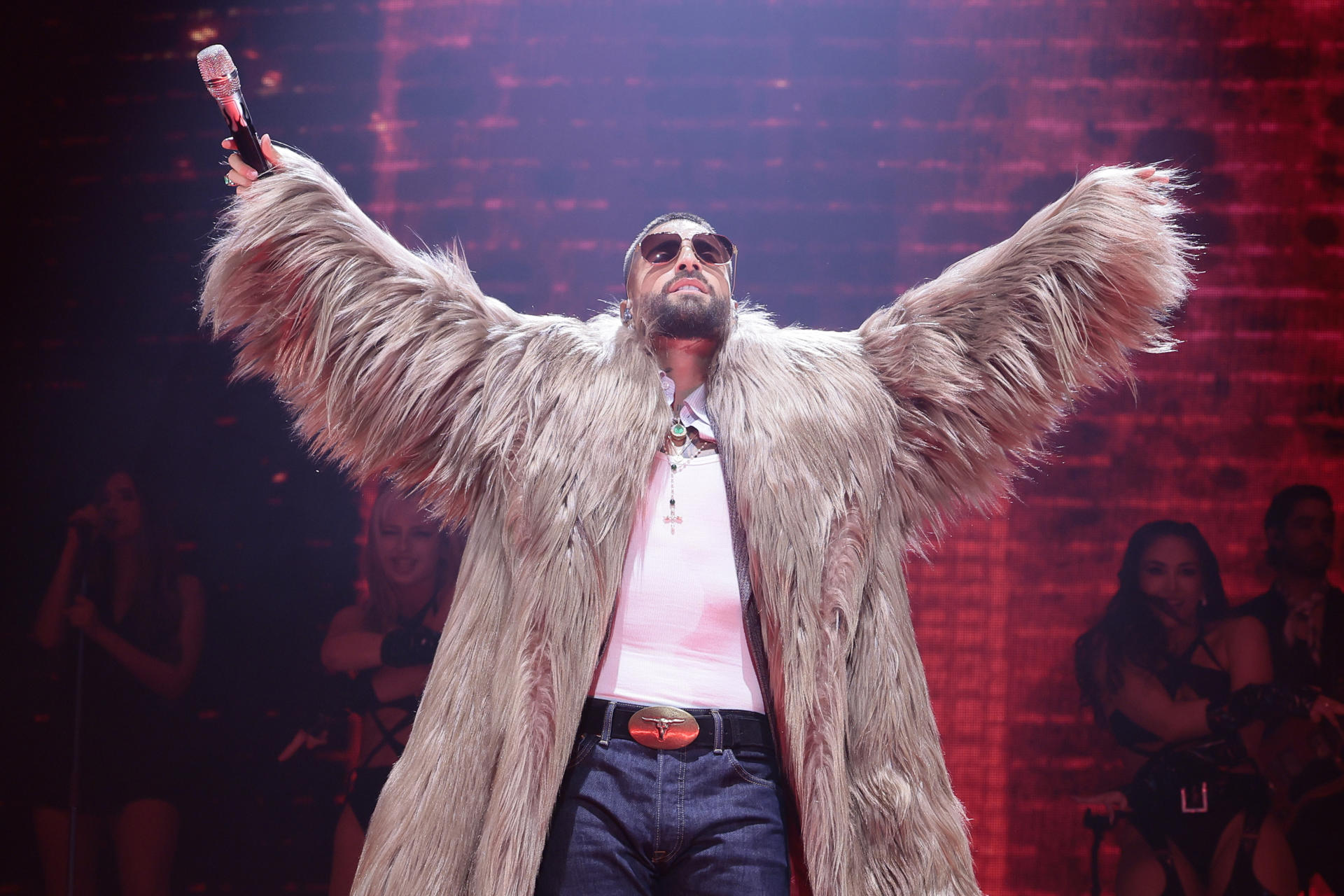 Maluma detuvo su concierto en México para regañar a una fan. “Es una irresponsabilidad”