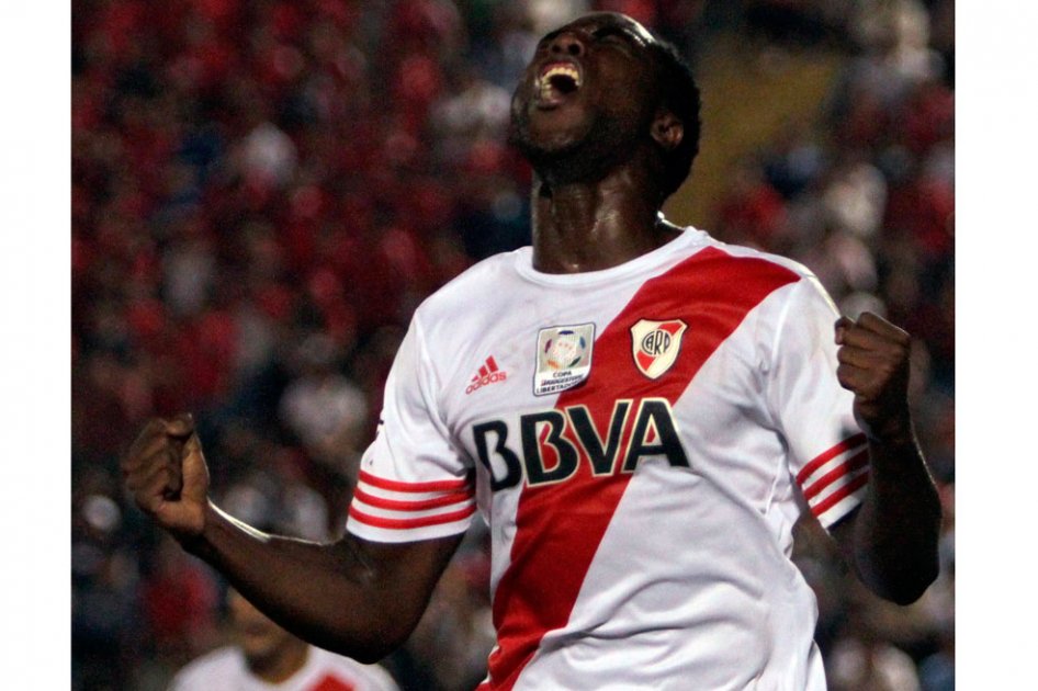 Juan Áurich suma y hunde a River en el fondo del grupo 6 de la Libertadores