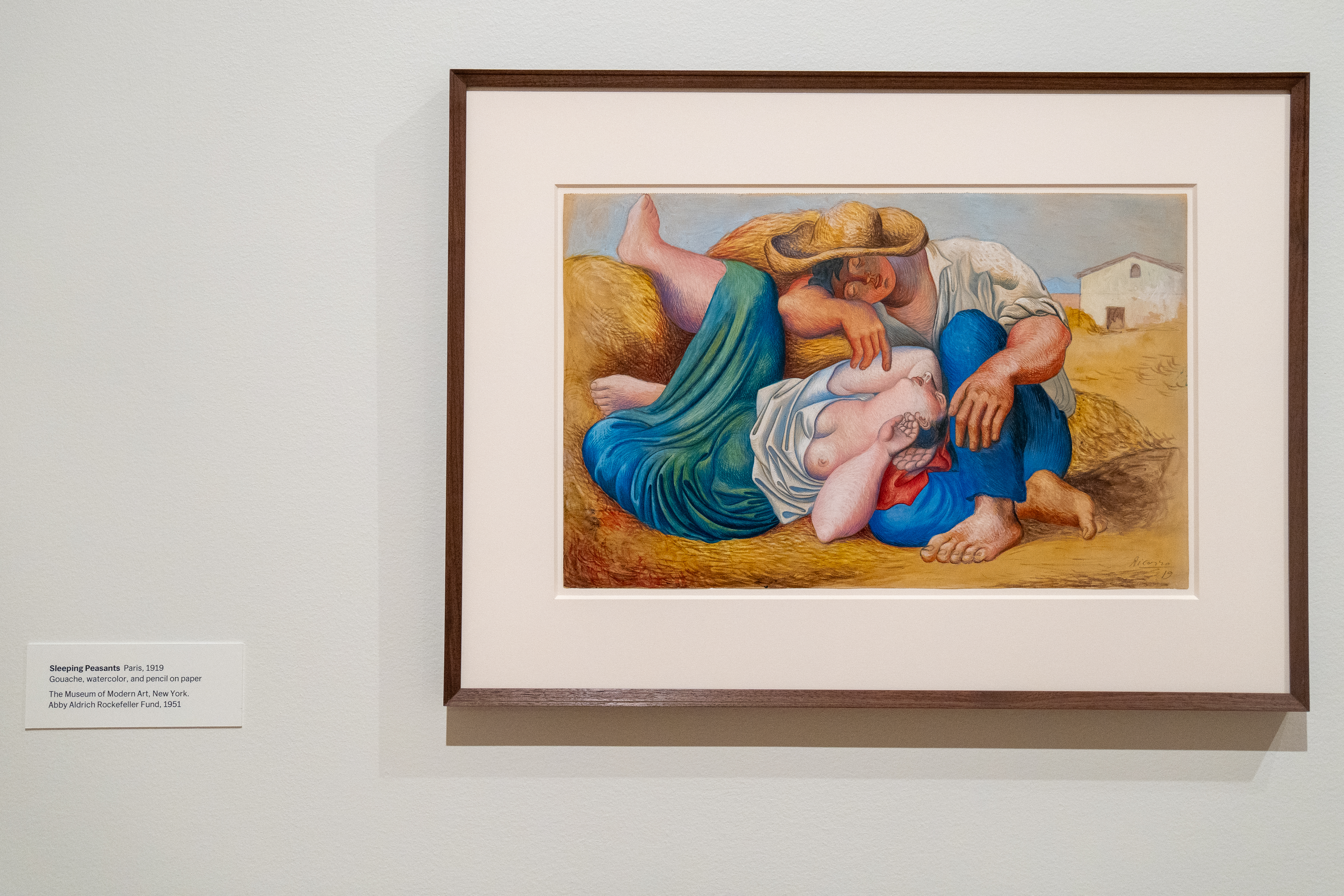 AME4547. NUEVA YORK (ESTADOS UNIDOS), 03/10/2023.- Fotografía de la pintura 'Sleeping Peasants', Paris 1919, del artista Pablo Picasso, expuesta durante la muestra 'Picasso in Fontainebleau' en el Museum of Modern Art, en Nueva York (Estados Unidos). EFE/ Angel Colmenares
