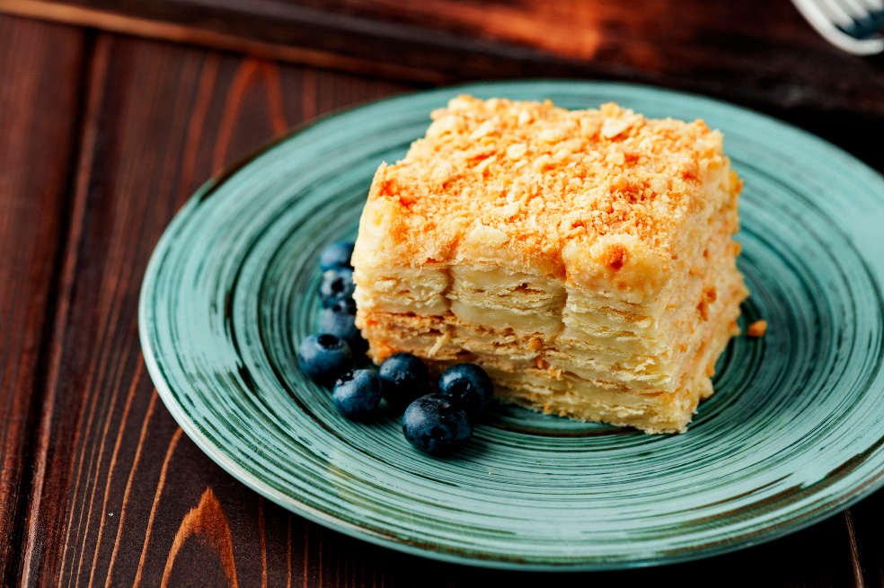 Cómo hacer un delicioso postre Napoleón de arequipe