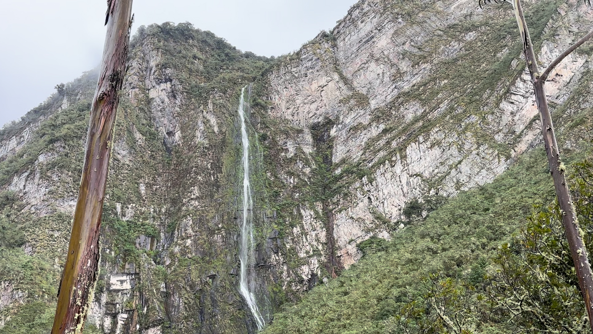 13 km, 6 horas y una recompensa brutal: la caminata al Chorro de Virginia