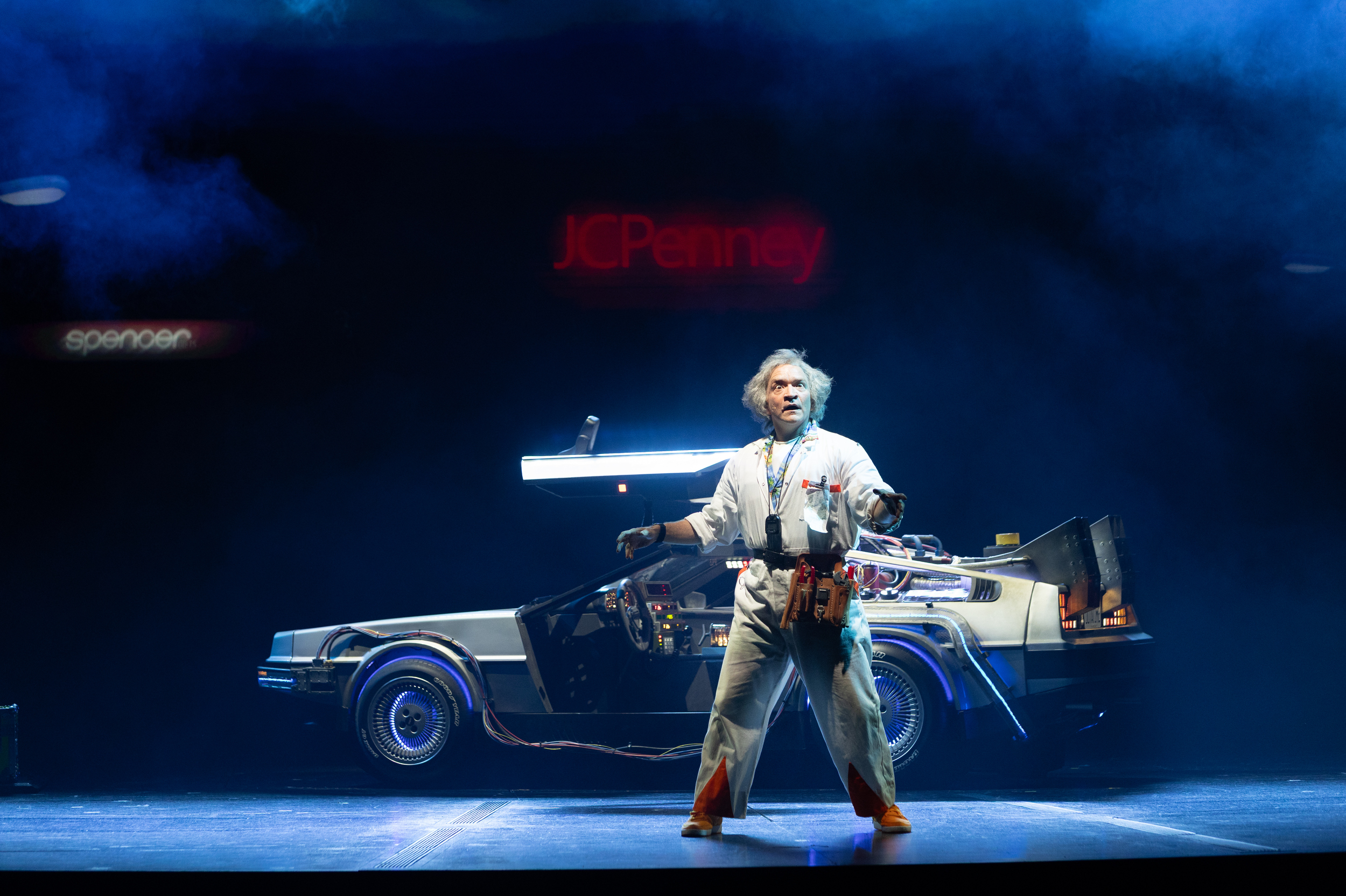 Back to the Future. Volver al futuro.
Start of the seas.