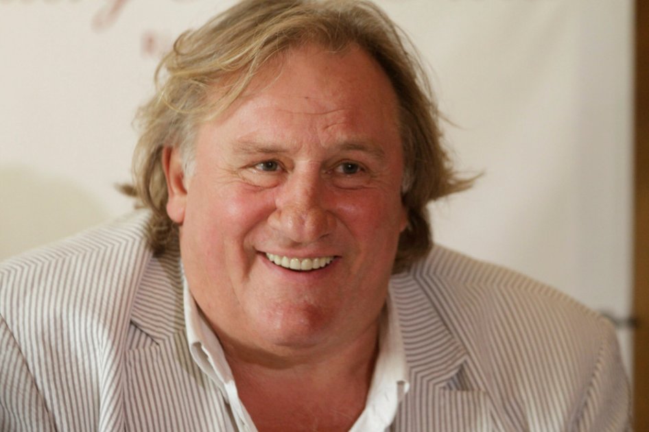 Actor Gérard Dépardieu se prostituyó con homosexuales
