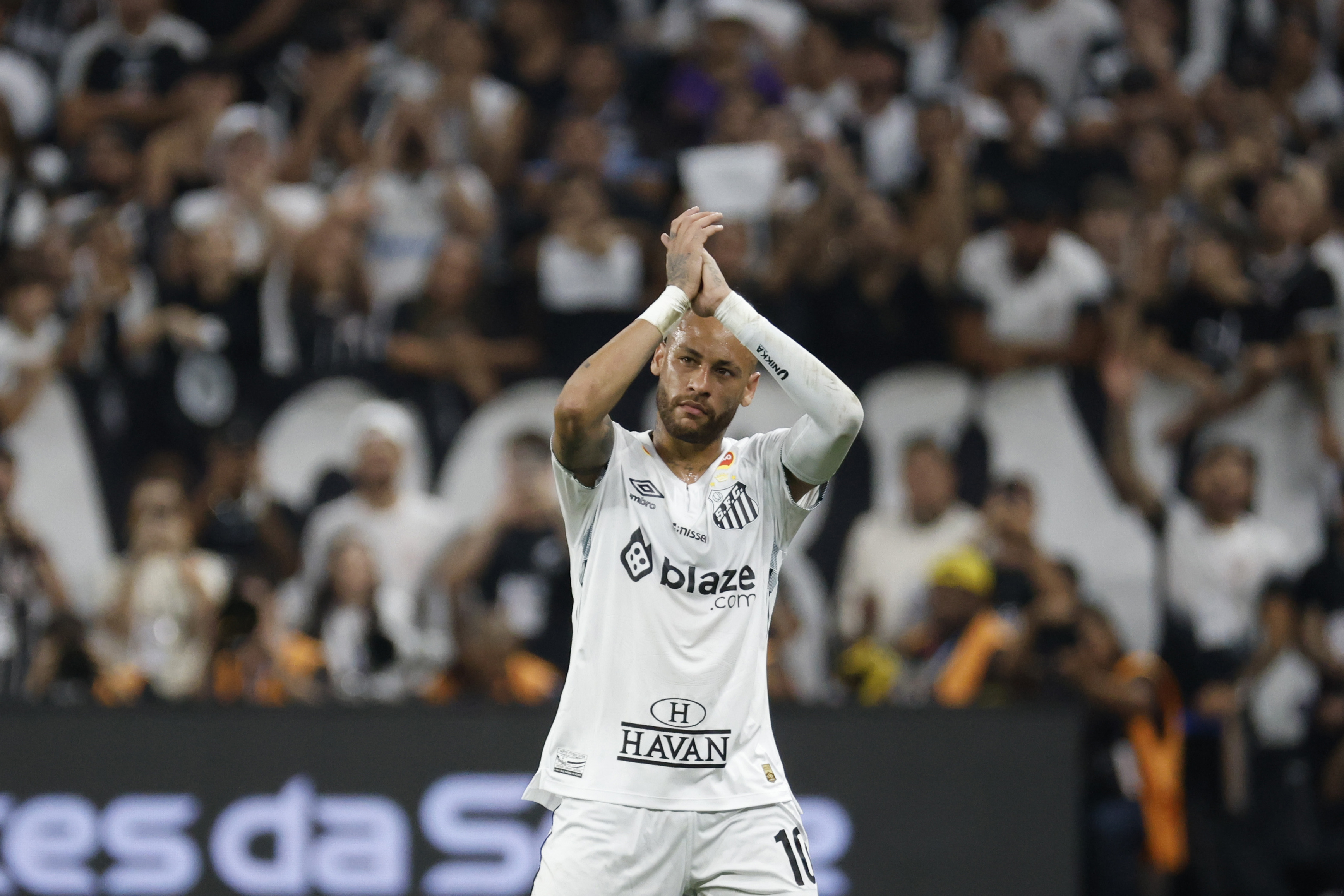 ¿Qué pasa con Neymar? Su bajo nivel preocupa en Brasil
