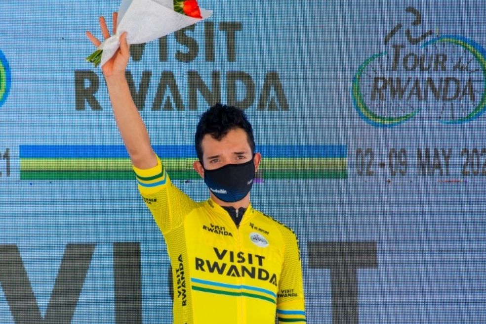 Bryan Sánchez se aferra al liderato en el Tour de Ruanda