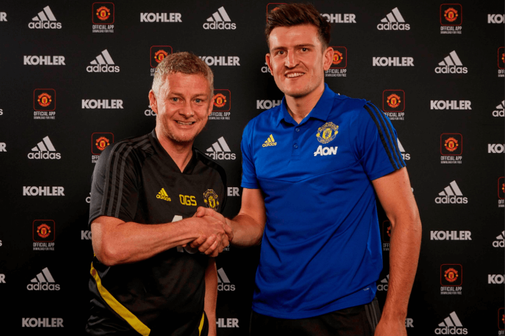 Harry Maguire se convirtió en el defensor más caro de la historia