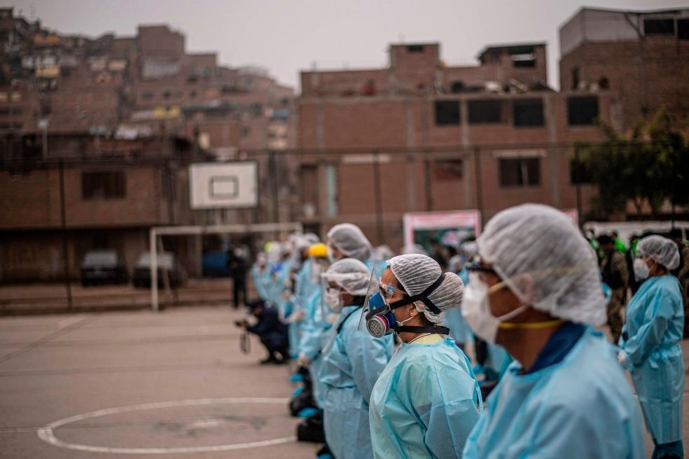 “El virus no hace huelga”, le dice la ministra Salud de Perú a los médicos en protesta