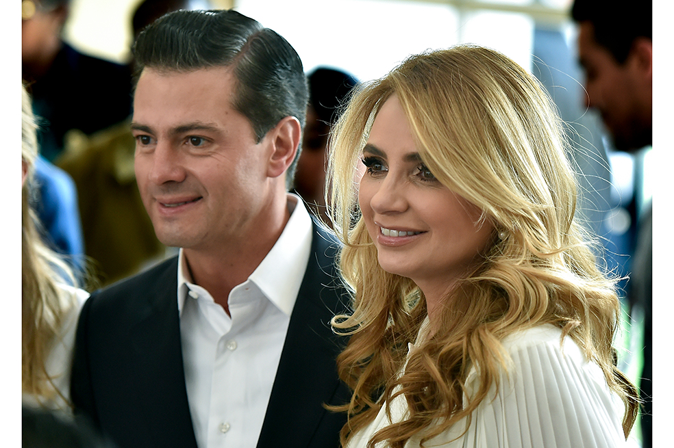 Enrique Pena Nieto y Angélica Rivera el primero de julio de 2018.AFP
