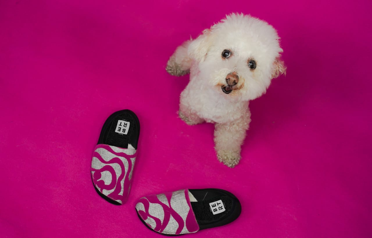 Huellas Berth, zapatos con corazón perruno
