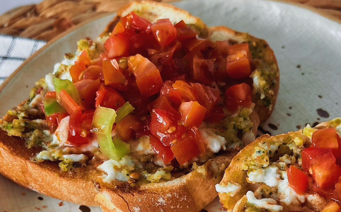 Receta: ingredientes para llevar a la mesa tostadas napolitanas