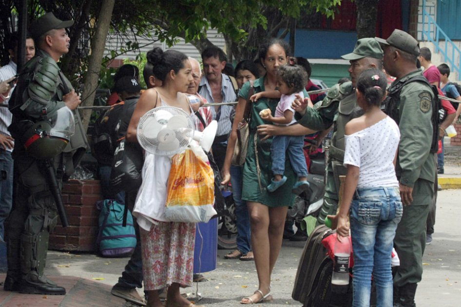 Ecuador pide solución urgente para crisis colombo-venezolana