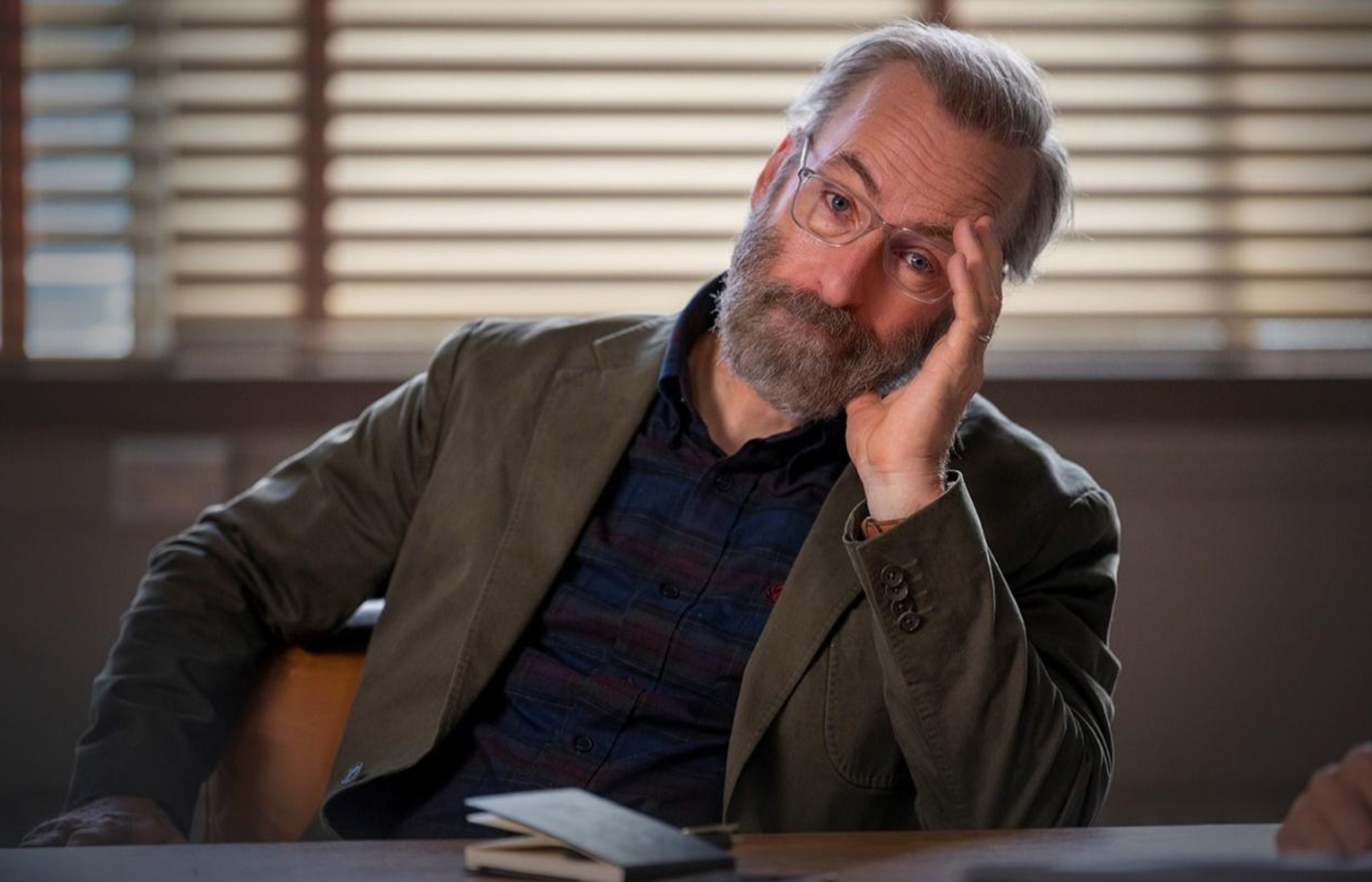 El protagonista de Better Call Saul regresa a la TV con la serie “Lucky Hank”