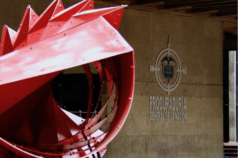Procuraduría dice que sí puede destituir a funcionarios de elección popular