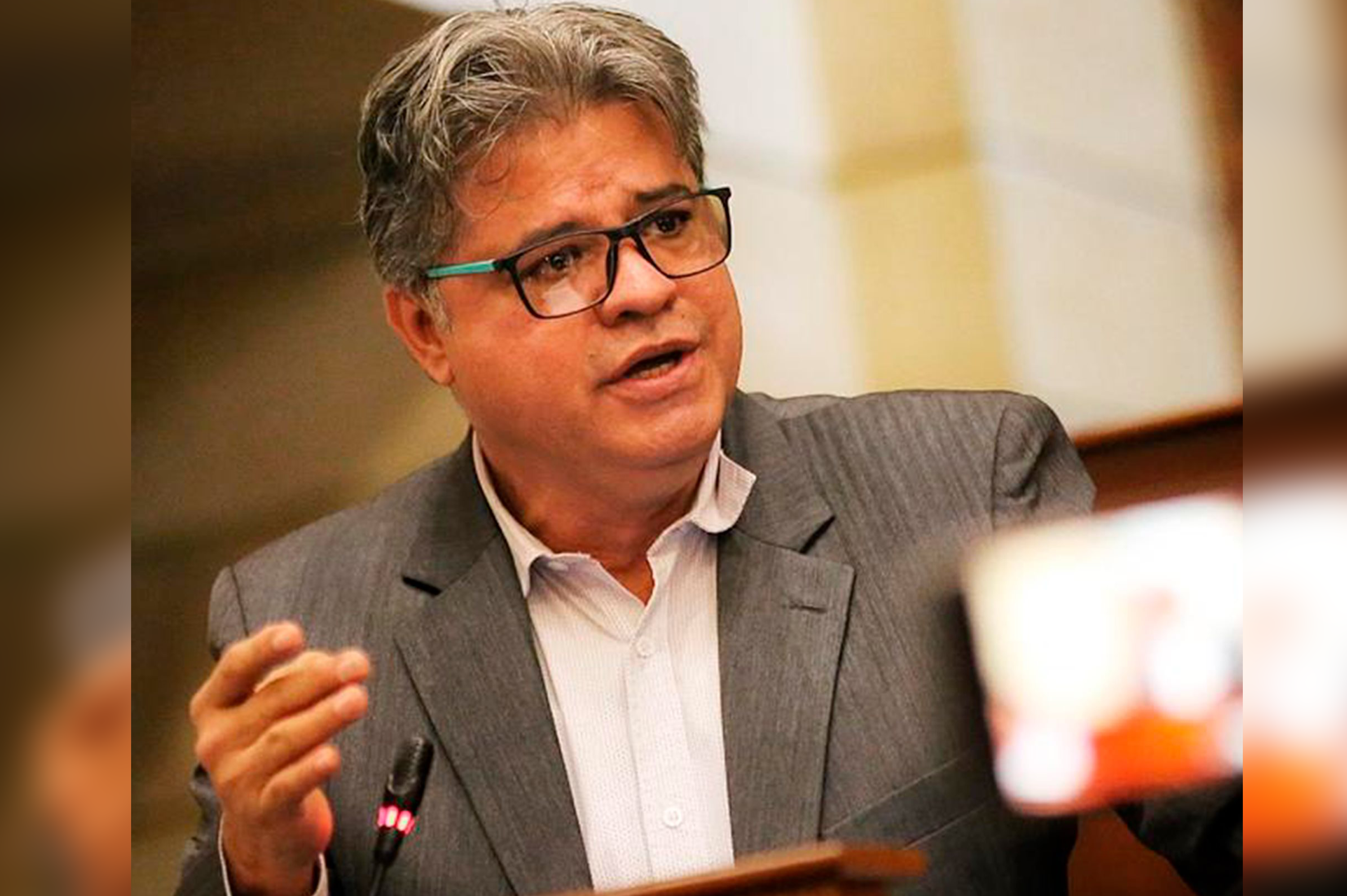 Las críticas del senador Wilson Arias a la reforma tributaria