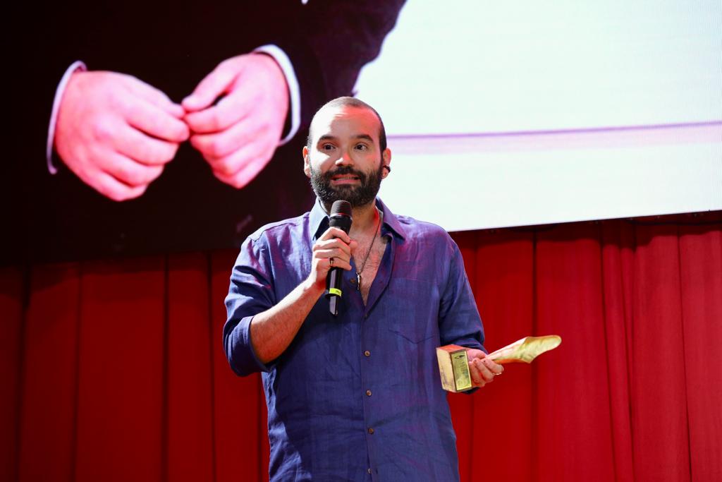Santiago Giraldo, 'Mejor periodista de moda'.