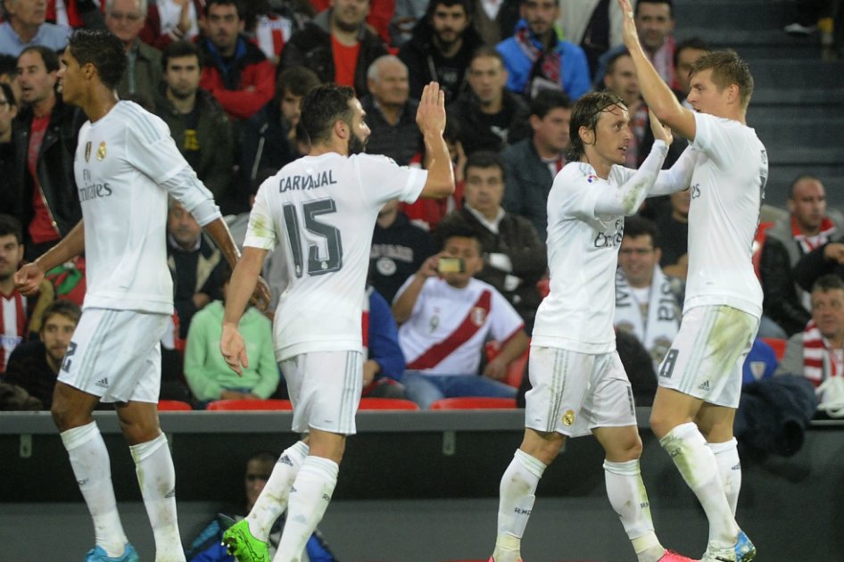 El Madrid, a refrendar el liderato ante el Málaga; el Barça, a despejar dudas