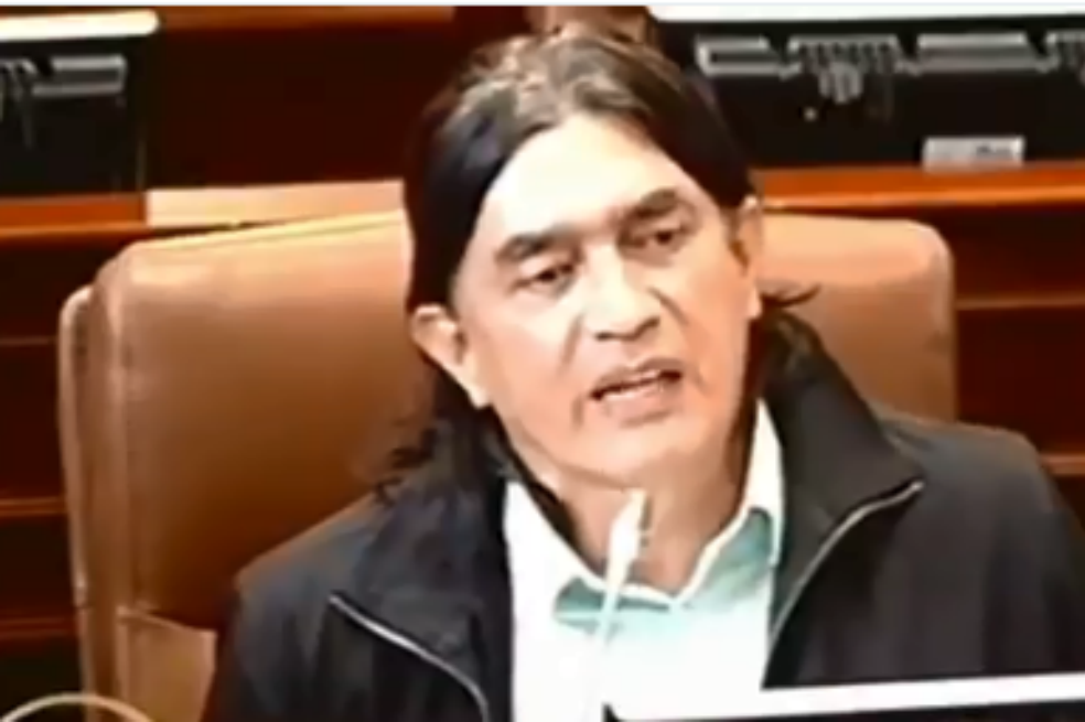 Senador Gustavo Bolívar resucita a la Unión Soviética