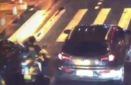 Momento previo del accidente en China.