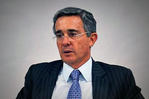 Uribe pide a Fiscalía que escuche a extraditado que aclararía magnicidio de Álvaro Gómez