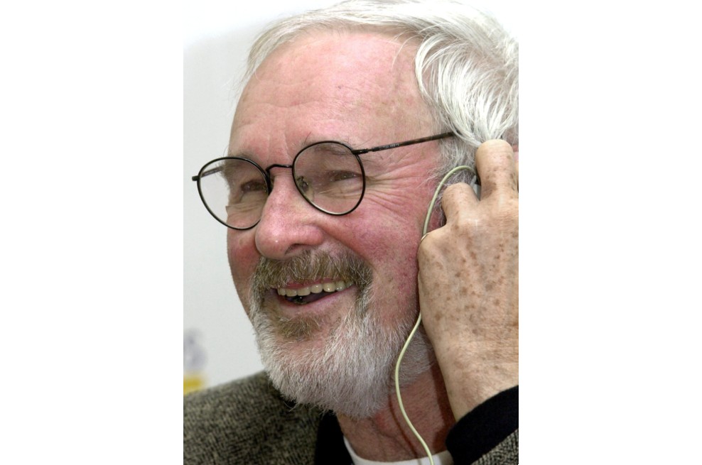 Murió Norman Jewison, director de “In the Heat of the Night” y “Hechizo de luna”