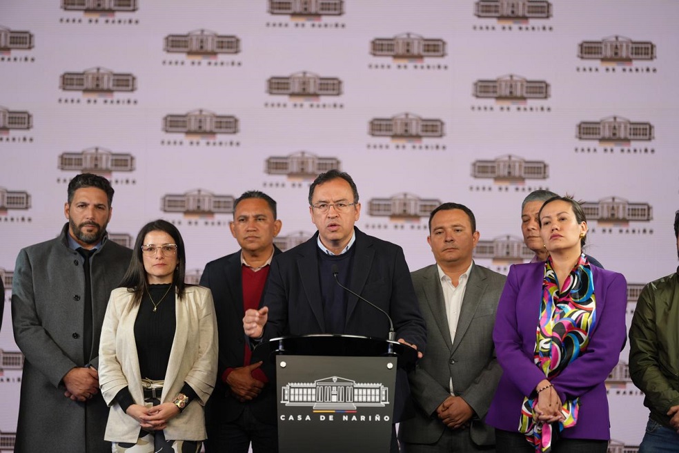 “Acuerdo sobre la reforma a la salud llega al 99 %”: Prada, ministro del Interior