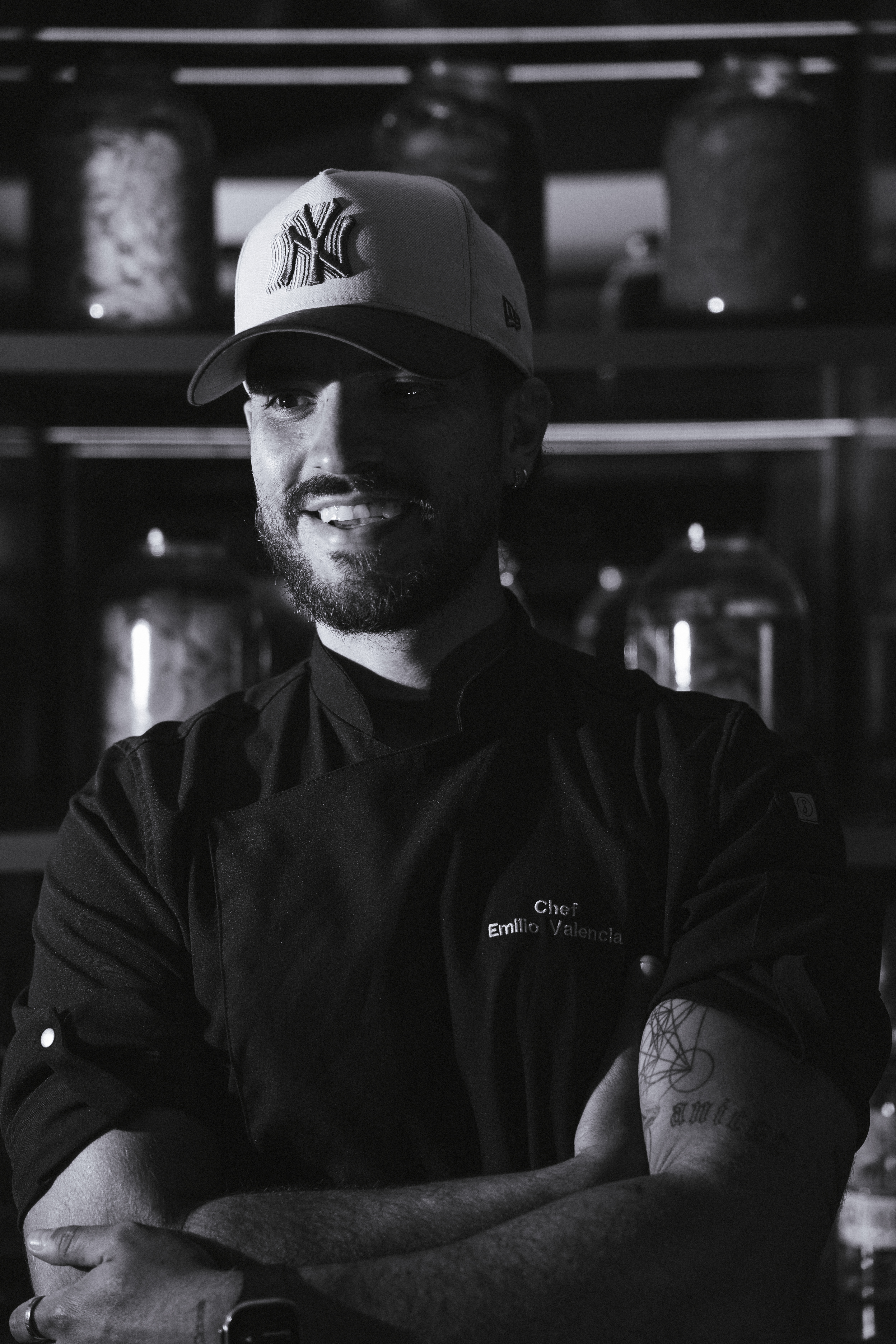 Del fuego a la música: Emilio's, el restaurante que mezcla gastronomía y arte en Medellín