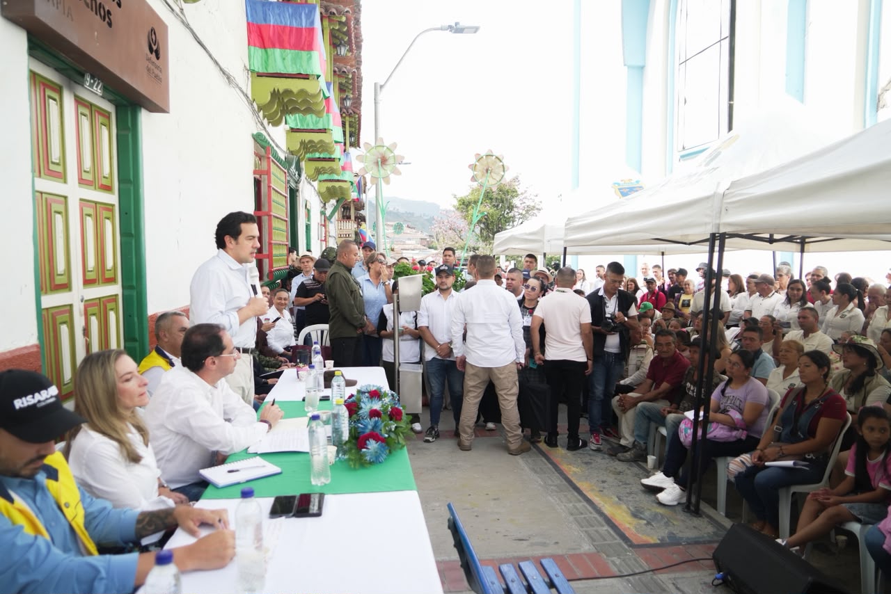 Restrepo y Lara lideran reuniones con autoridades locales en Risaralda tras el terremoto