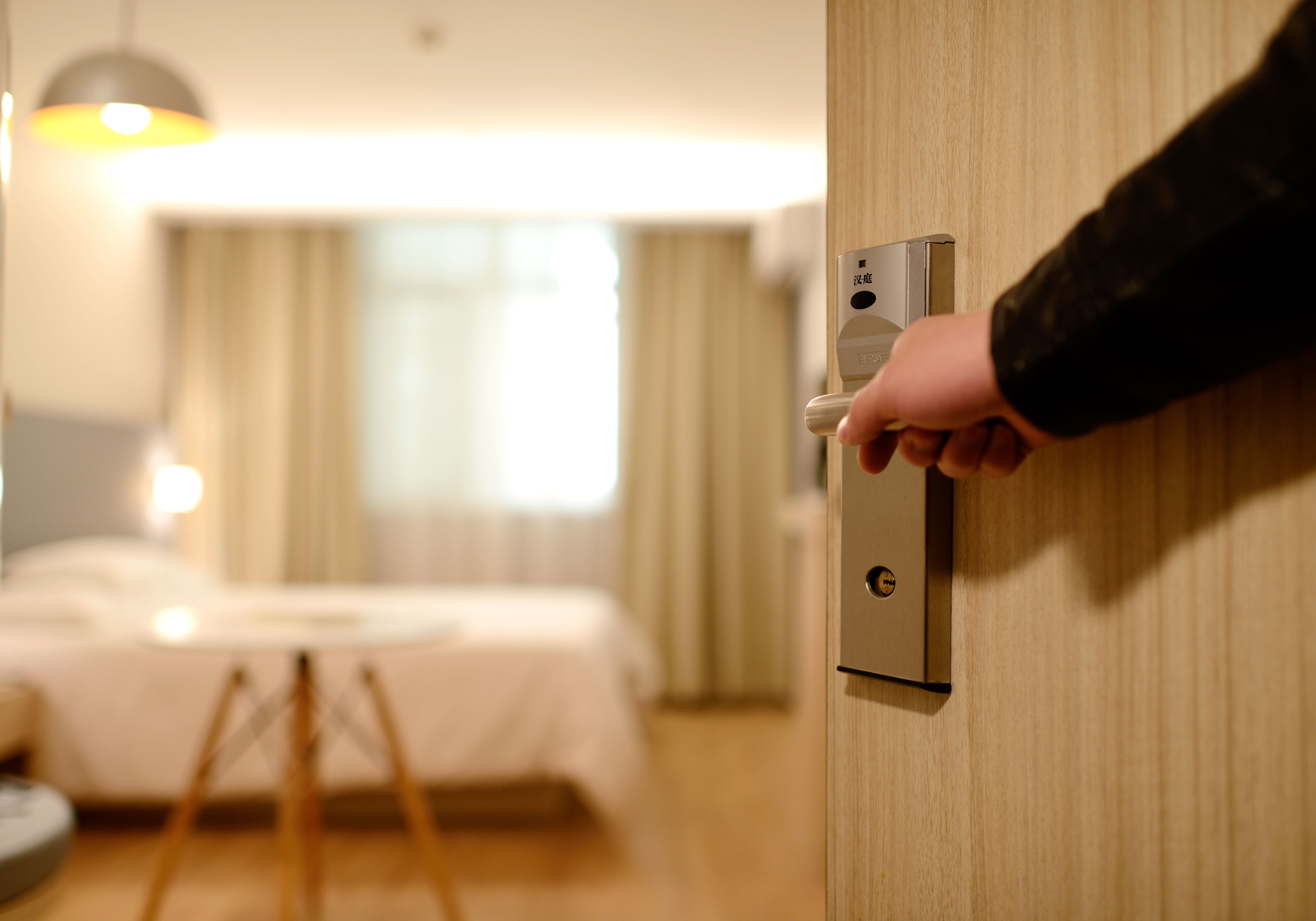 6 consejos que debes seguir en la puerta de tu entrada, según el Feng Shui