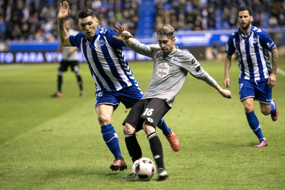 Daniel Torres le ganó el duelo a Marlos Moreno. / EFE