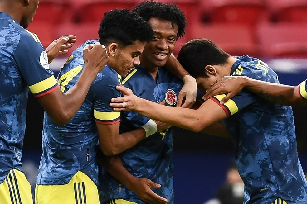 Luis Díaz y Juan Guillermo Cuadrado, los autores de los goles de Colombia.