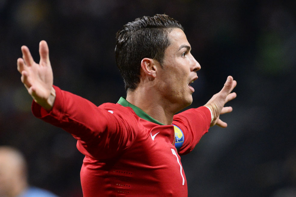 Cristiano Ronaldo anotó un ‘hat-trick’ en la victoria de Portugal 3-2 sobre Suecia. / AFP