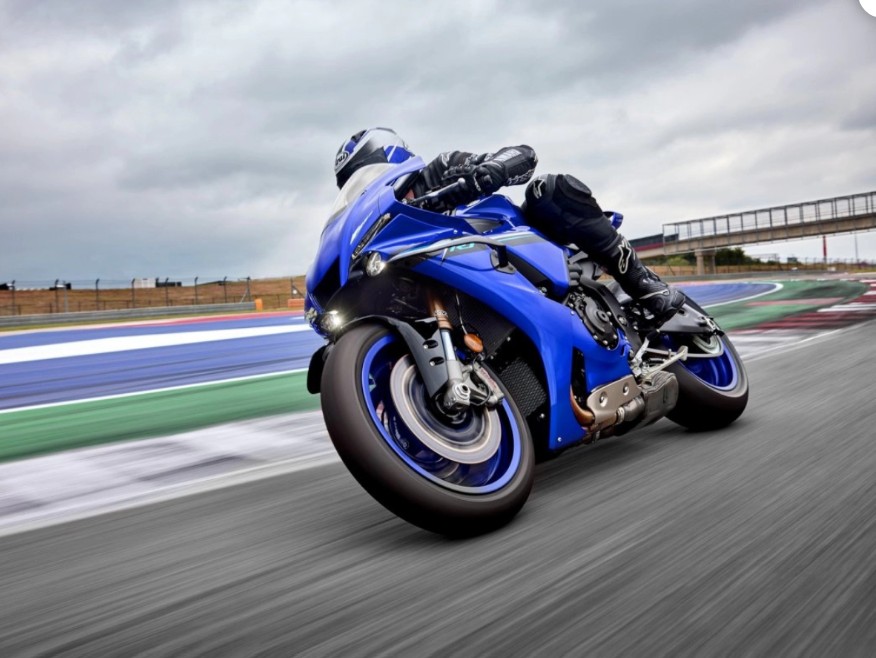Yamaha YZF-R1
