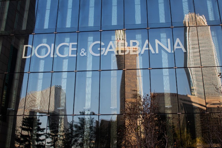 ¿Por qué Dolce & Gabbana dejará de usar pieles de animales en sus colecciones?