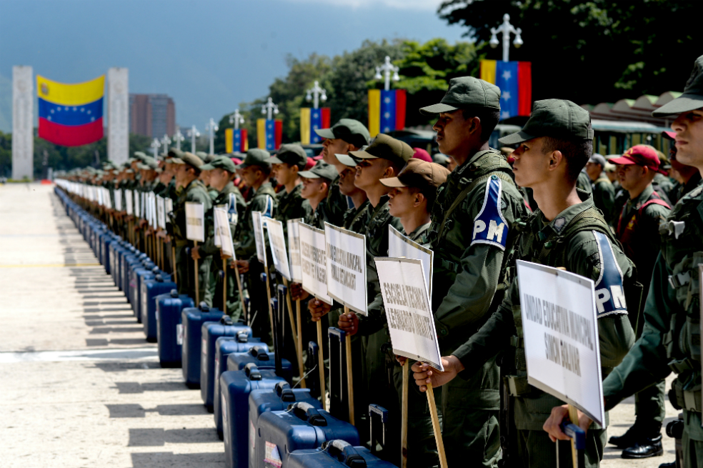 Autoridades electorales y militares se prepara para elecciones en Venezuela