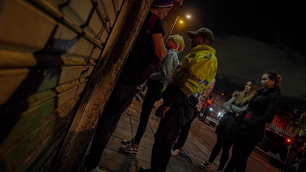 Rescatan a menor que habría sido encerrada durante celebración de Amor y Amistad en Bogotá