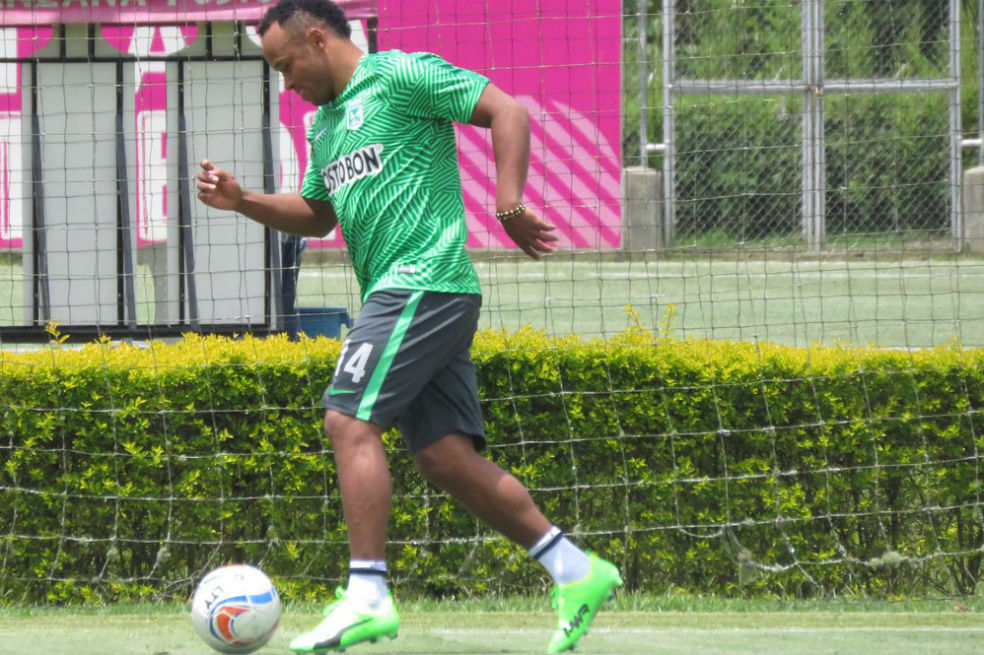 Camilo Zúñiga, cerca del regreso con Nacional