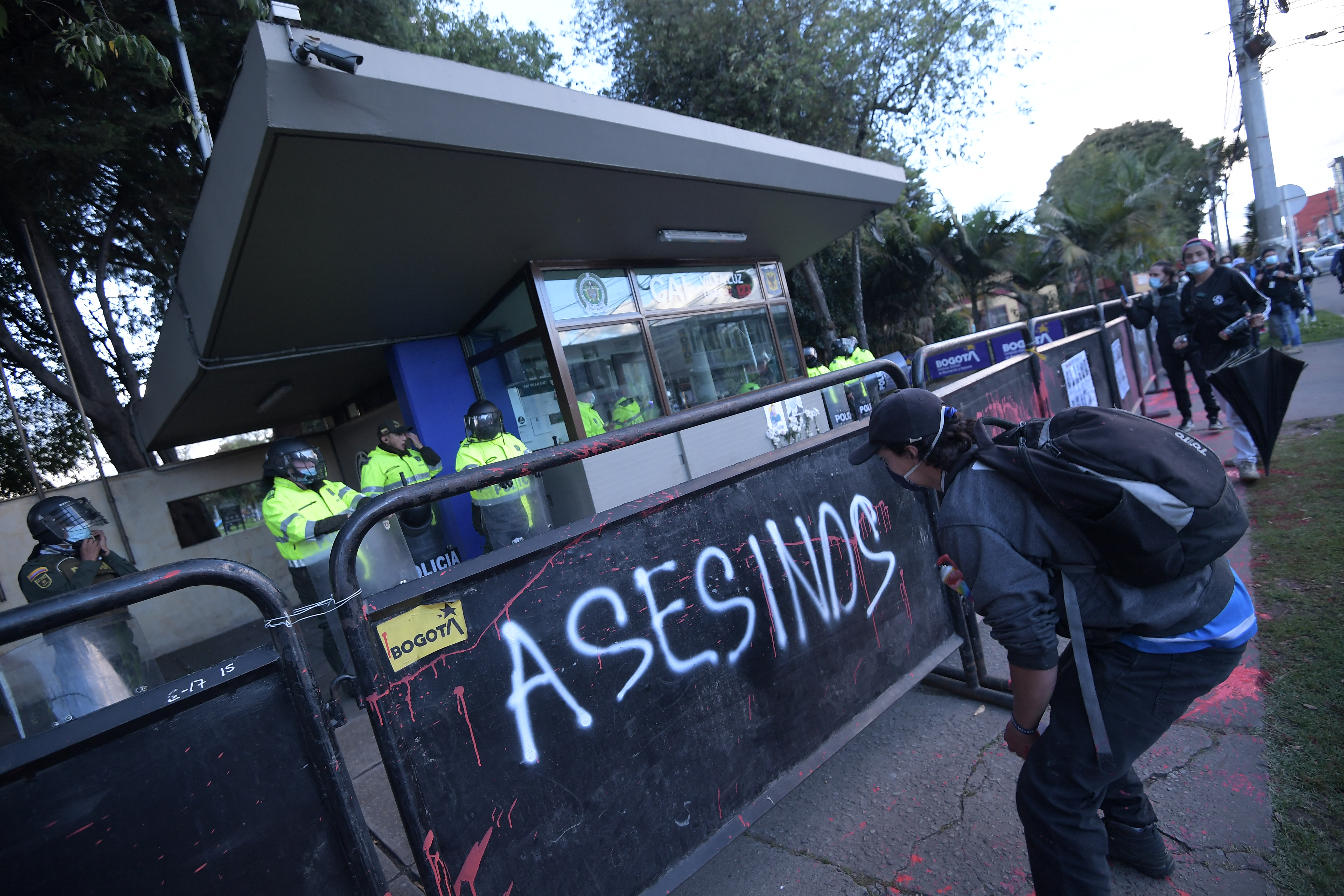 Primera sentencia por asesinatos del 9-S: condenan a policía a 10 años de cárcel