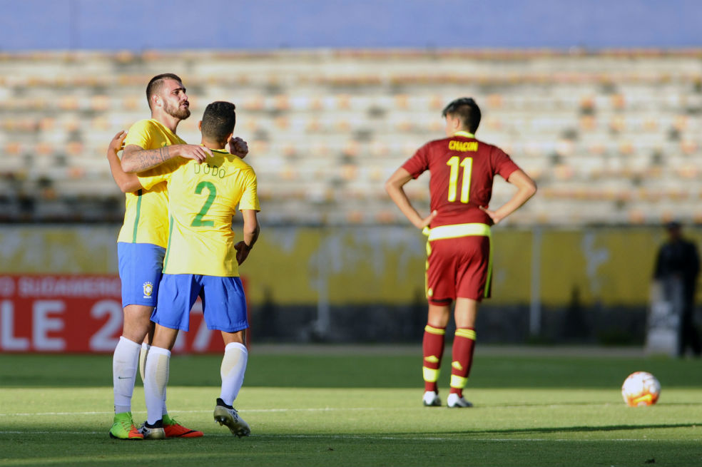 Brasil derrotó a Venezuela y se acerca al Mundial sub-20