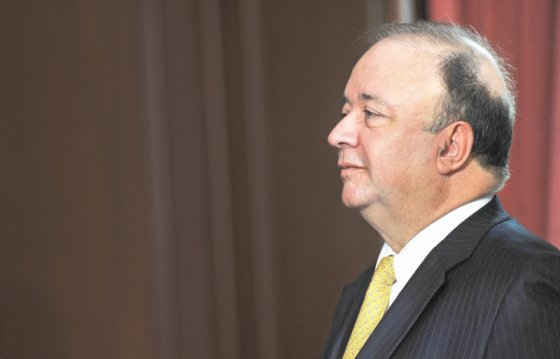 Duro jalón de orejas del Senado a los ministros