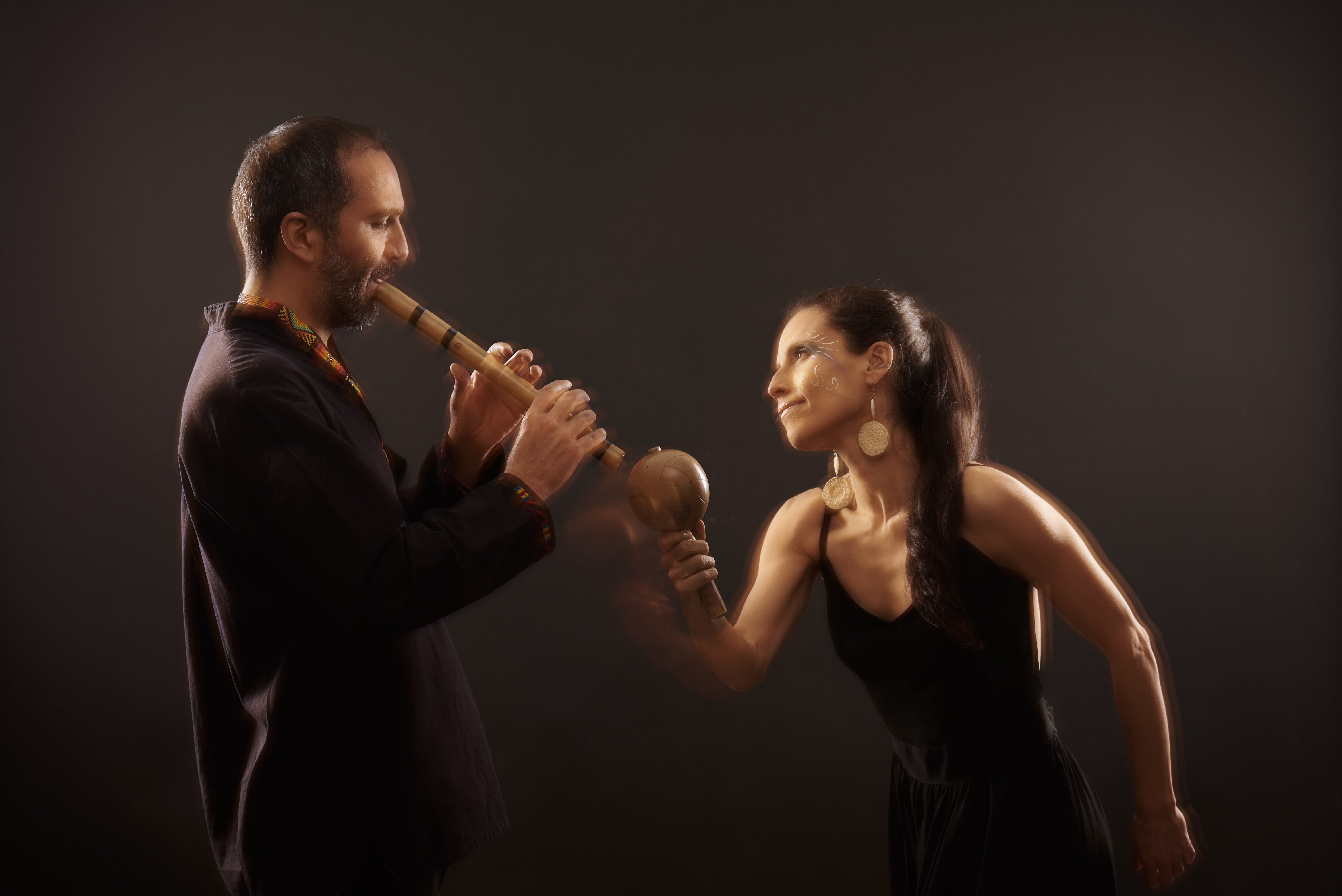 Carlos Gómez Montoya y Jenny León Ochoa, integrantes de Tamsaianka.
