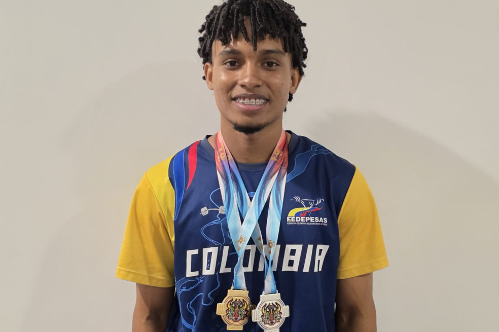 Primeras medallas de Colombia en el Mundial Juvenil de Levantamiento de Pesas