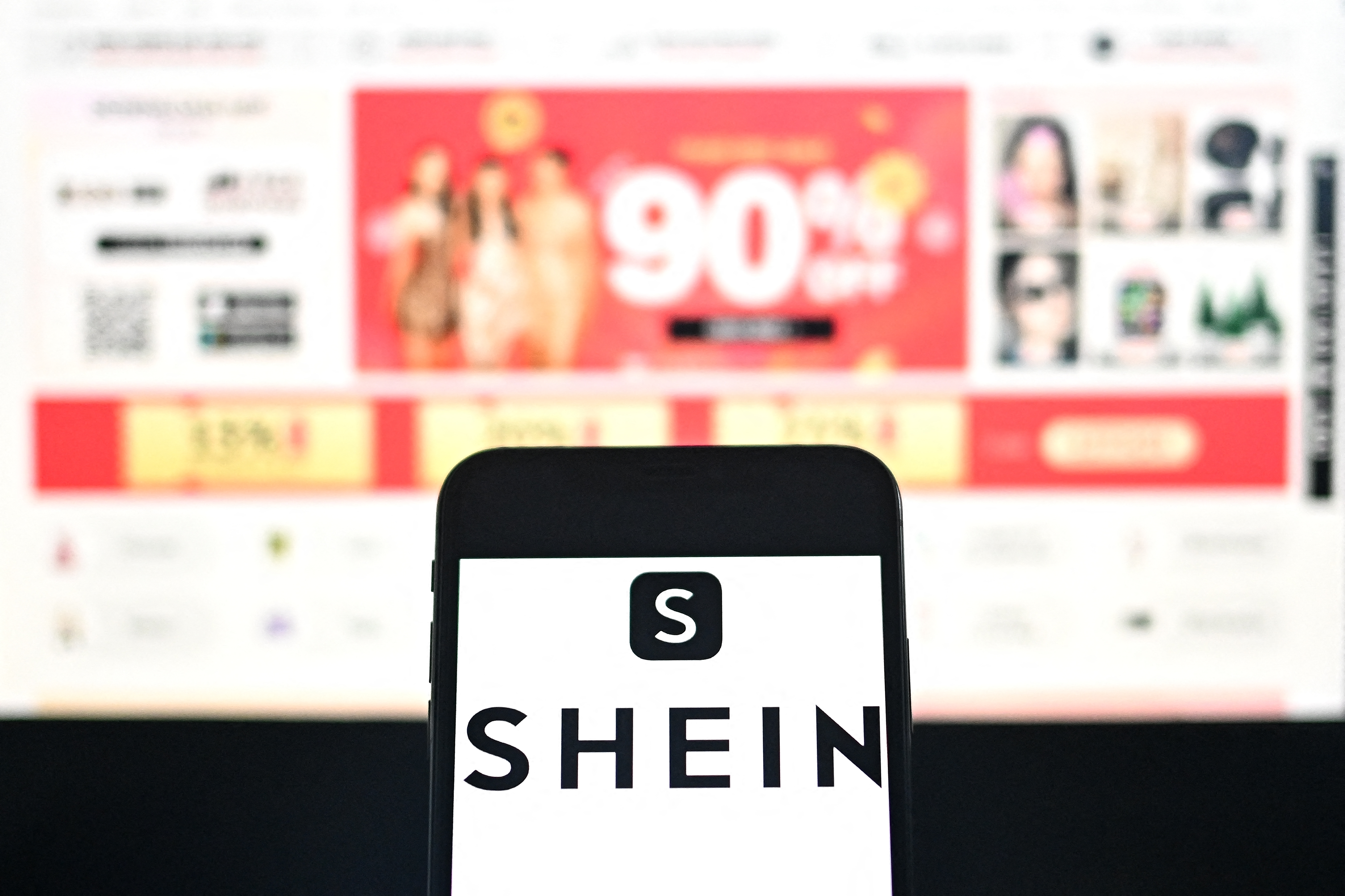 ¿Por qué Shein, gigante de la moda rápida, otra vez está bajo la lupa?