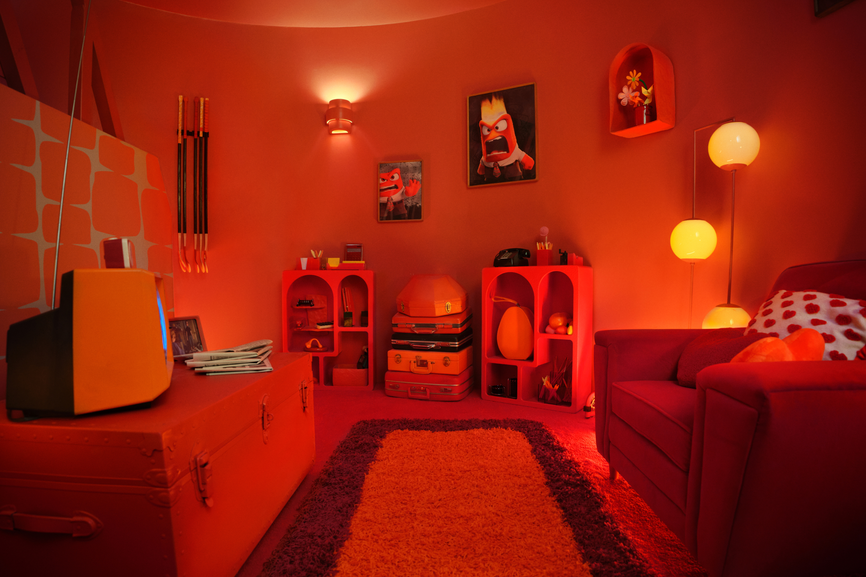Así se ve el "Cuartel General" de "Intensamente 2", donde algunos viajeros podrán crear recuerdos durante una noche, gracias a los "Icónicos" de Airbnb.
